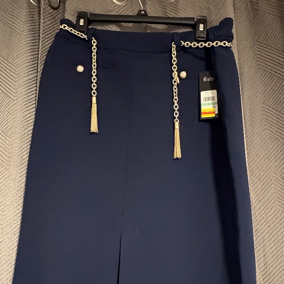 Karl Lagerfeld Dresses & Skirts - Karl Lagerfeld Pencil Skit Size 8 NWT